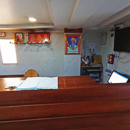 Staymaker Shri Shakti Residency 후블리 외부 사진