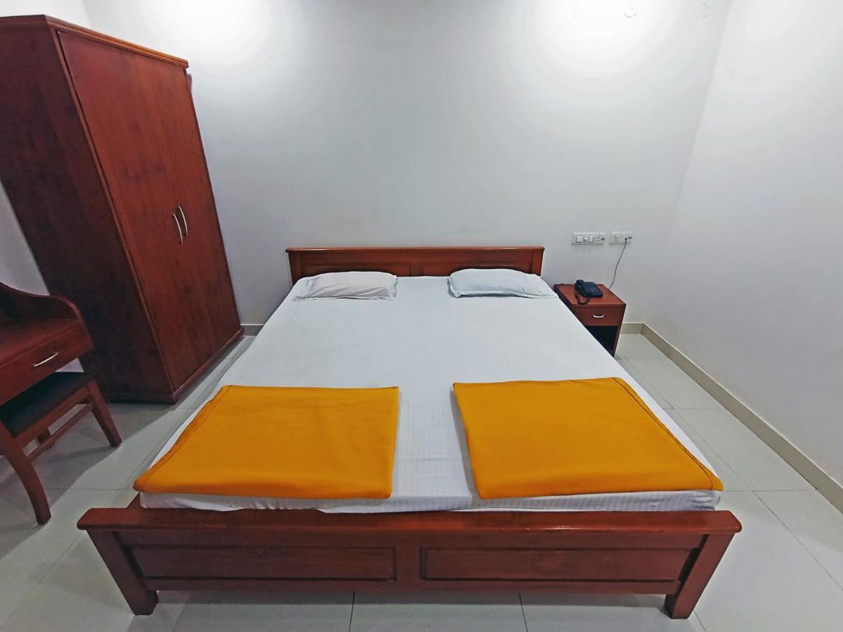 Staymaker Shri Shakti Residency 후블리 외부 사진