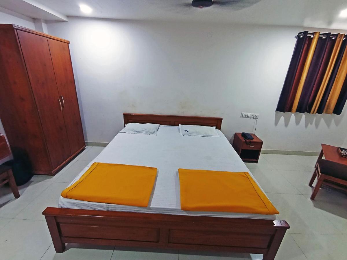 Staymaker Shri Shakti Residency 후블리 외부 사진