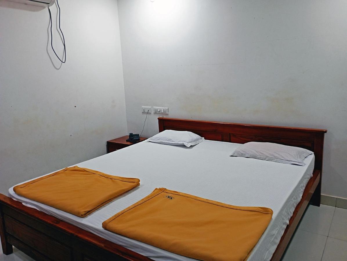 Staymaker Shri Shakti Residency 후블리 외부 사진