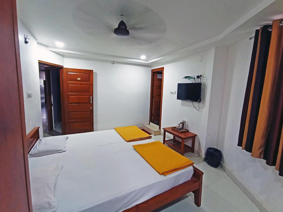 Staymaker Shri Shakti Residency 후블리 외부 사진