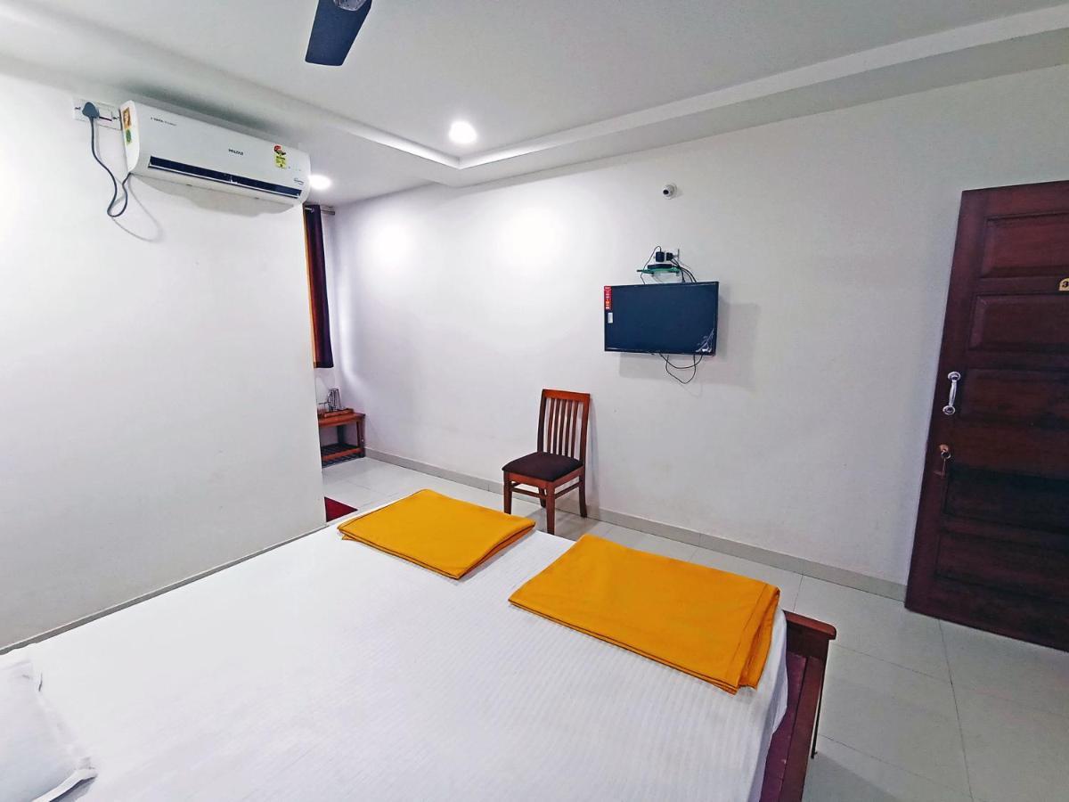 Staymaker Shri Shakti Residency 후블리 외부 사진