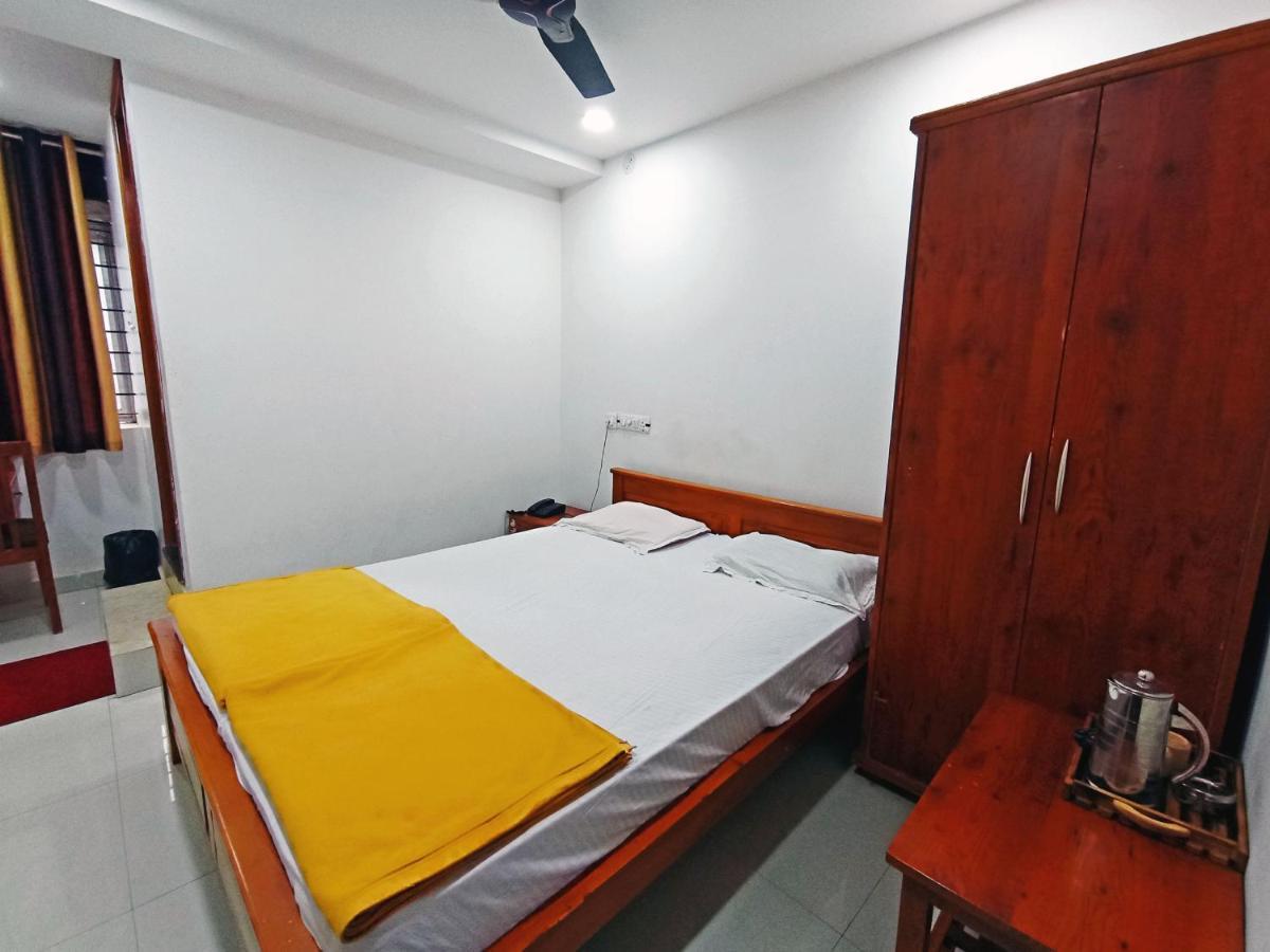Staymaker Shri Shakti Residency 후블리 외부 사진